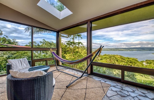 Tronadora House | A serene escape with astounding Views of Lake Arenal and Arenal Volcano