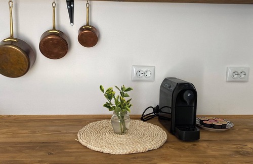 Spring Cottage | A Serene Escape: Your Cozy Cottage Oasis