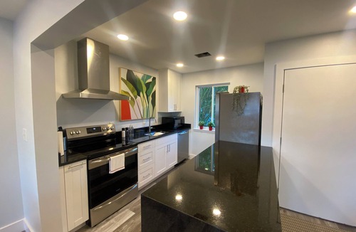 Downtown House | A short stones throw from the Hampton River, offering fantastic water views.