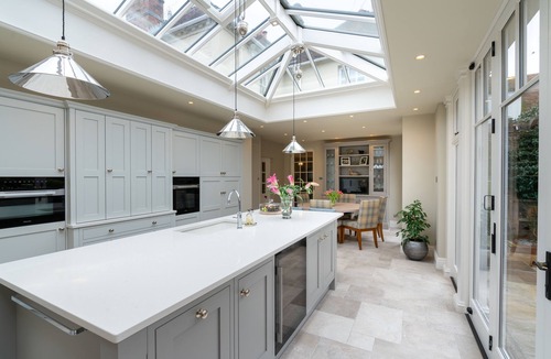 Chichester House | A spacious and grand Georgian house for 8 in central Chichester with parking.