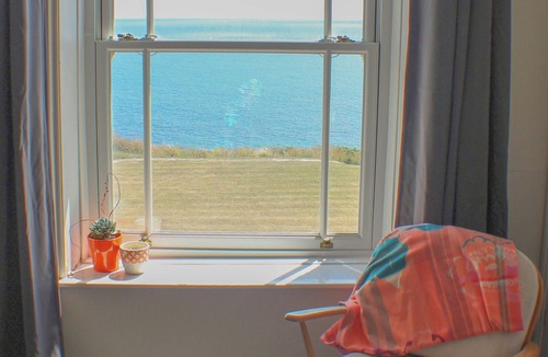 Ventnor House | A spacious Victorian house, with stunning sea views and close to town and sea.