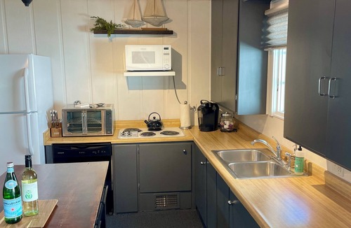 Saugatuck House | A Step Away: Long-Term Stays-The Downtown Townhouse with Yard