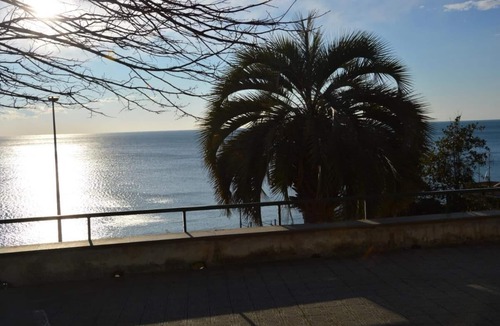 Cavi Apartment | A stone's throw from the sea