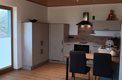 Alvern House | A studio house in beautiful nature on the edge of the southern heath