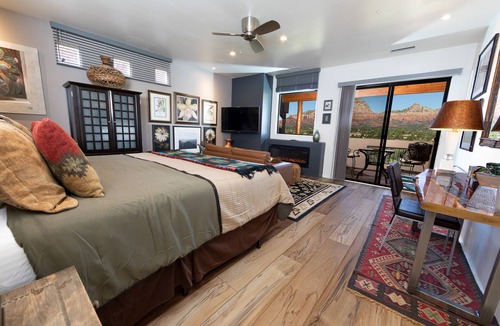 West Sedona Hotel | A Sunset Chateau