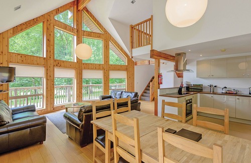 Llangollen Ski Chalet | A superbly appointed impressive two storey luxury lodge.