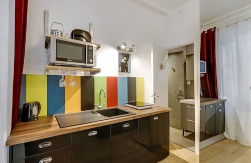 Notre-Dame-des-Champs Apartment | A Sweet Studio in Montparnasse