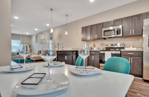 Clarksville Villa | A Taste of Luxe: Upscale Condo Near Nashville and Ft. Campbell