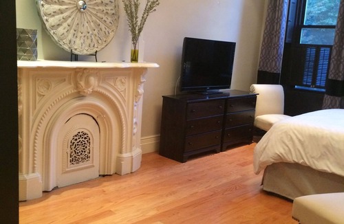 Bedford-Stuyvesant House | A Temporary Accommodation That Has Been Exquisitely Designed.