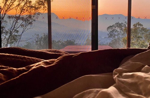 Darlington Cabin | A tranquil getaway awaits. Luxurious cabin with breath-taking mountain views.