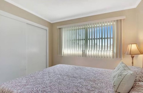 Moorings Apartment | A tranquil Oasis in the heart of Naples, your ideal home away from home
