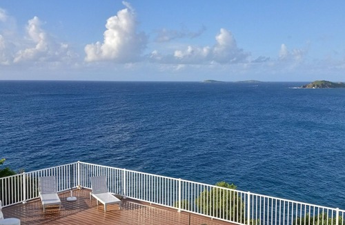 Nazareth Villa | A true oceanfront villa with amazing sunsets and pool. Very nice location.