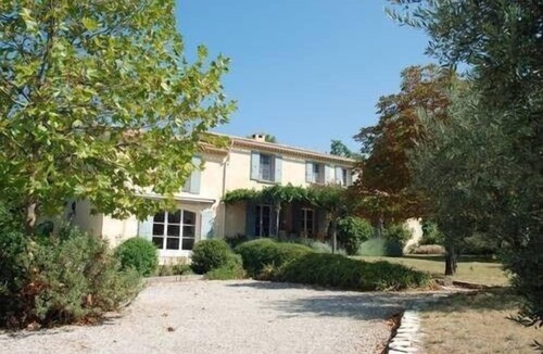 Sablet Villa | A truly beautiful, secluded Provencal house with pool surrounded by vineyards