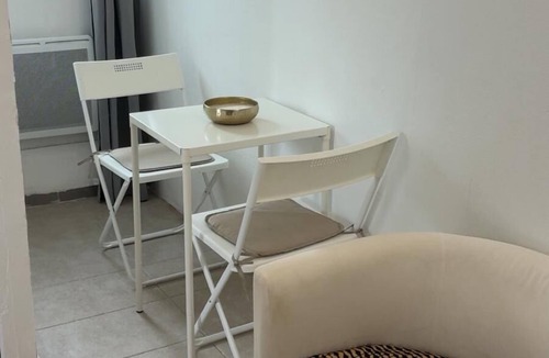Sevran Apartment | A warm, quiet and practical nest