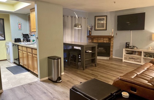 Kimball Junction Condo | A Wasatch Wonderland Beautiful 2 + 2, Dog Friendly