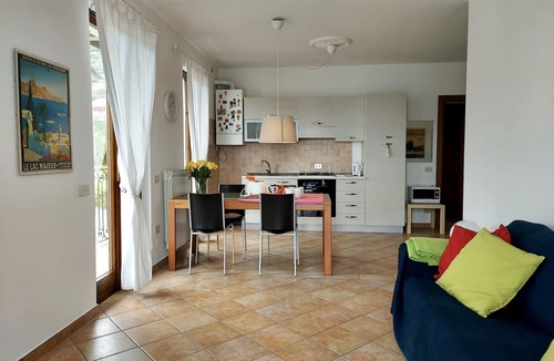 Someraro Apartment | A window 3 overlooking Lake Maggiore!