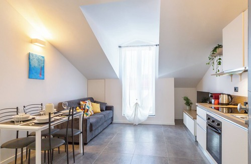 Quarto Cagnino Apartment | A Window into San Siro