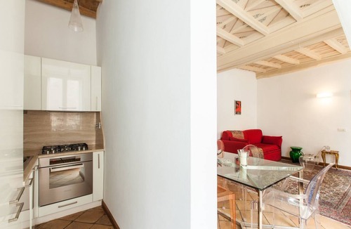 Rione VIII Sant'Eustachio Apartment | A window on Pantheon : It's true! overlooking the Pantheon. Unique experience!
