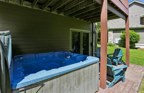 McHenry Villa | A Wisp-Er Away: 5BR retreat at Wisphot tub fire pit Ski Golf