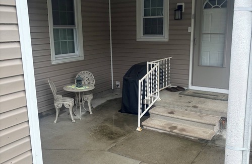 Harrisburg House | A Wonderful 3 Bedroom House Close to the Shawnee National Forest !