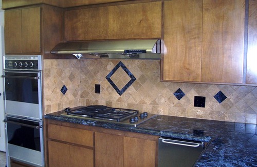 Coronado House | A wonderful family home loved by all that visit. Completly equipped kitchen