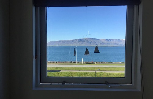 Downtown Apartment | A wonderful flat with ocean view in centre of town