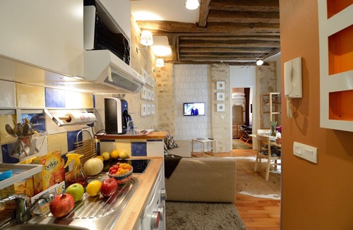 3rd Arrondissement Apartment | A1G Dreaming