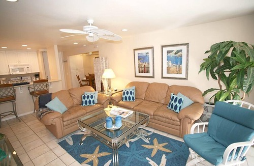 Townsite Condo | A209 - North Coast Village. Remodeled quick beach access