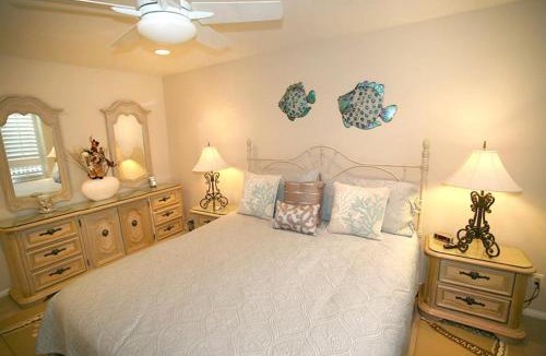 Townsite House | A209 - Sandy Paradise - On-the-Sand