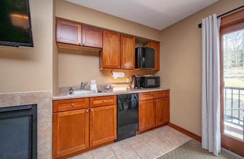 Thayerville Apartment | A216 Studio Standard View