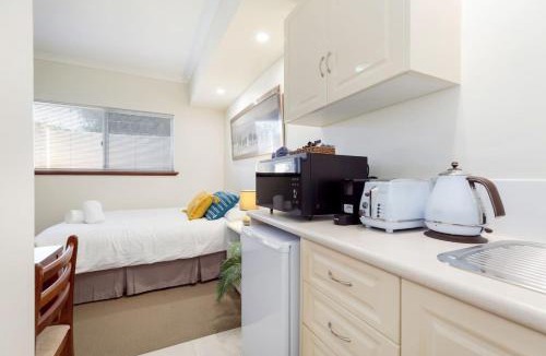 Connolly Apartment | A8 - Cozy Studio Apartment