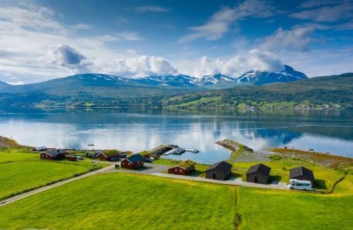 Lavangen Municipality Resort | Aa-Gård