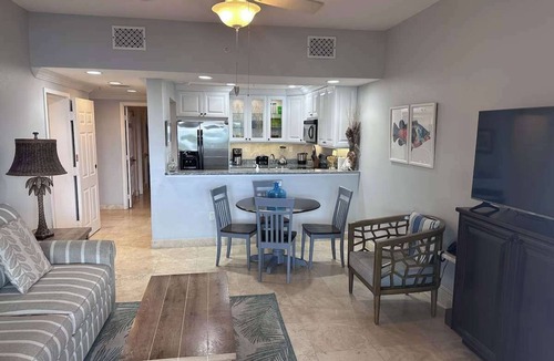 Estate Enighed Apartment | Aahana 4-303