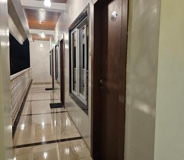 Shrivardhan Hotel | Aarya Inn
