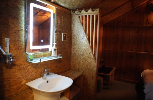 Lamatar Hotel | Aashraya Bed and Breakfast