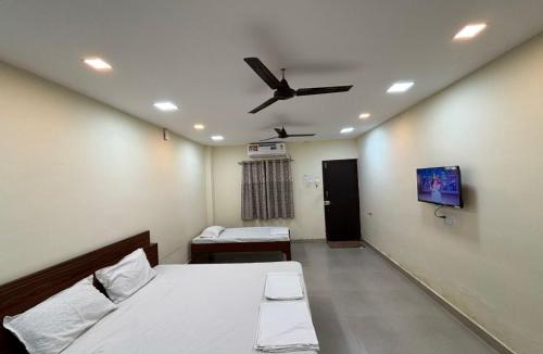 Adoni Hotel | Aathidya Lodge