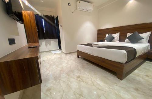 Rajgurunagar Hotel | Aatithya Residency