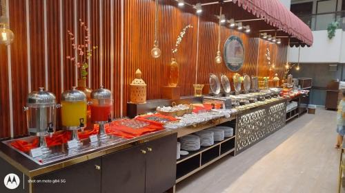 Al Muraqqabat Hotel | Aavri Hotel