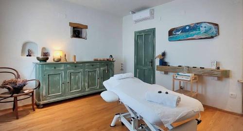 Komen Apartment | Abèl