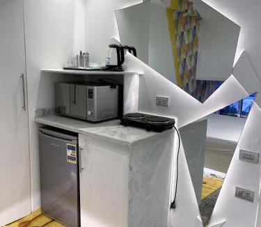 Al Duqqi Apartment | AB N01 Nile Building Studio