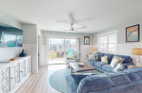 Atlantic Beach House | AB168 The Sand Dollar Cottage
