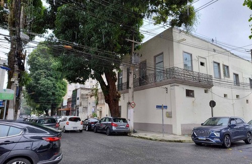 Nazare Hostel | Aba hostel