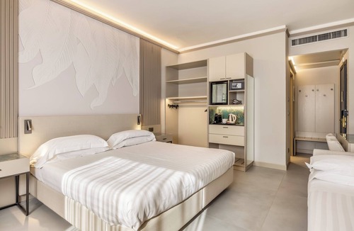 Rondinella - Baraggia - Restellone Hotel | Abacus Hotel