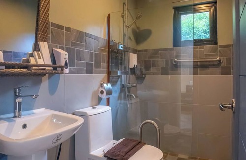Maribojoc Resort | Abatan Riverview Resort