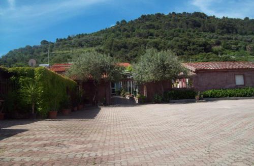 Bosa Apartment | Abbamala Village