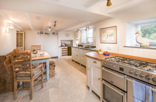 Coldstream House | Abbey House