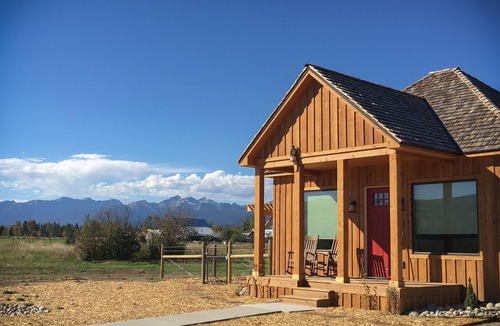 Grantsdale House | ABC acres' Gate House - Agritourism & Adventure in Montana's Bitterroot Valley!