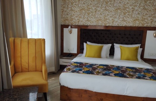 Nagchala Hotel | ABHILASHI INN