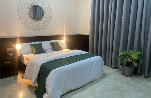 Abuja Hotel | Abi's Place