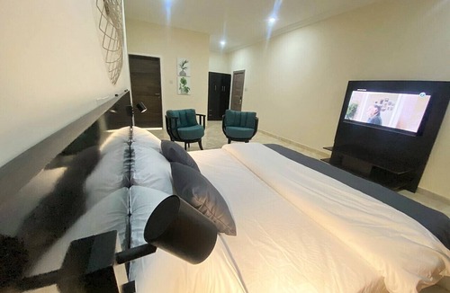 Abuja Hotel | Abi's Place